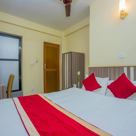 OYO 297 Hotel Aayam Kathmandu Buitenkant foto