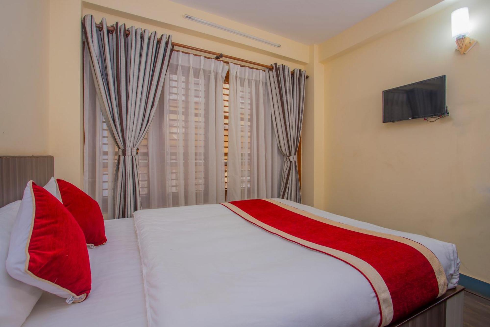 OYO 297 Hotel Aayam Kathmandu Buitenkant foto