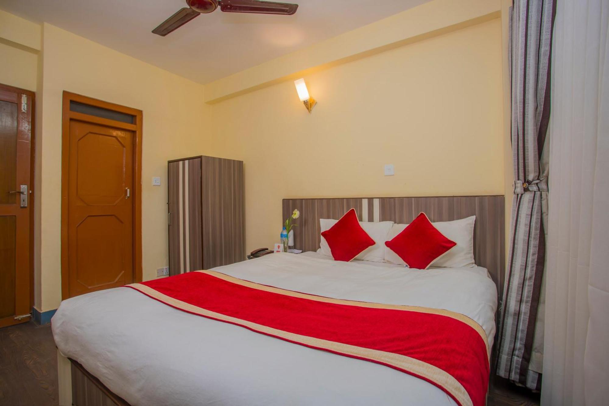 OYO 297 Hotel Aayam Kathmandu Buitenkant foto